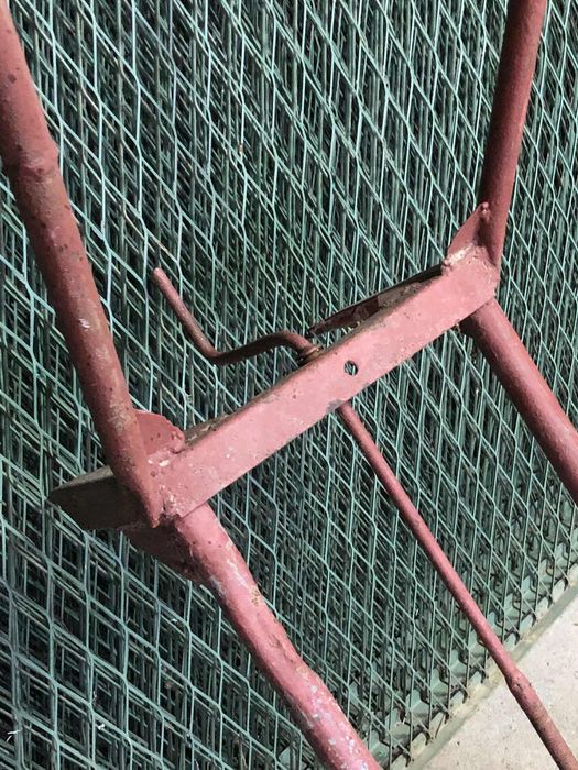 Wózek pod silnik elektryczny z naciągiem , nieużywany
