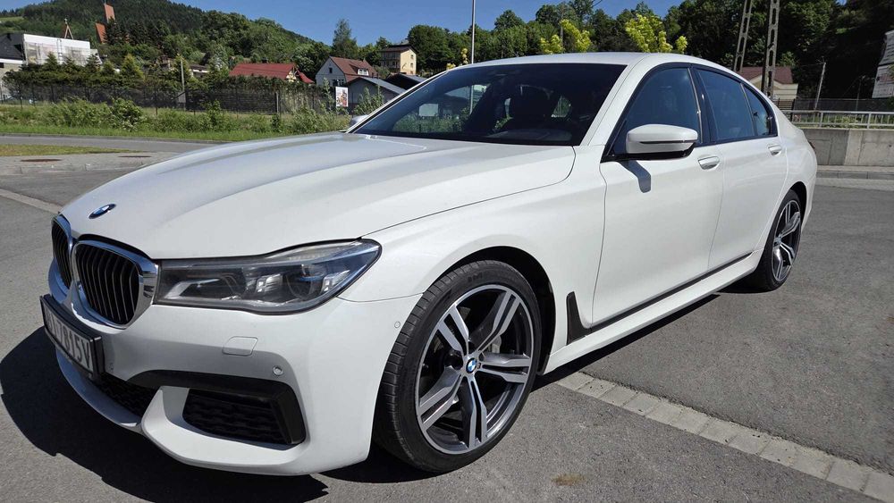 BMW seria 7 G11 rok 2016