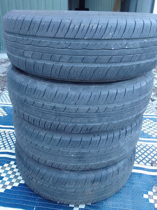 Cena za 4 Opony letnie 175/65r15 DUNLOP 6mm