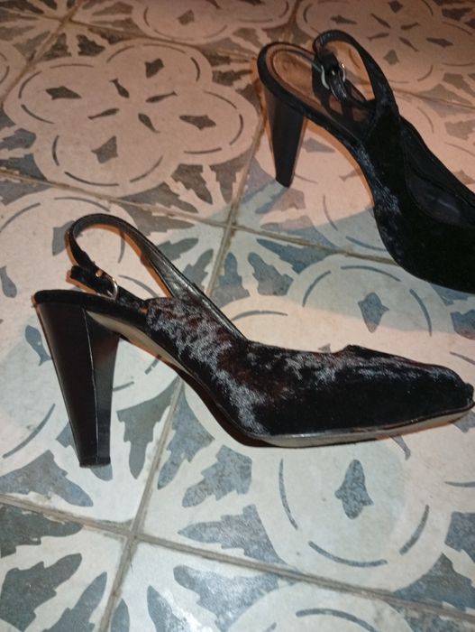 Eleganckie buty na wysokim obcasie, skóra