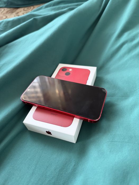 Iphone 13 red sprawny nie popękany