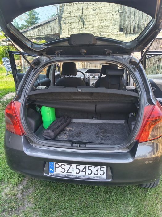 Sprzedam samochód toyota yaris