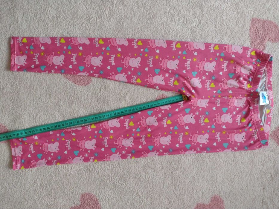 Legginsy ze świnką Peppą rozmiar 122 nowe