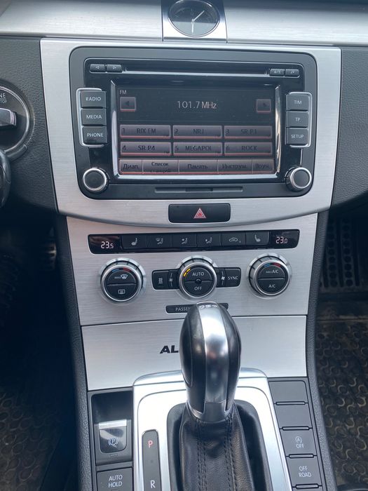 Продам Volkswagen Passat  Alltrack