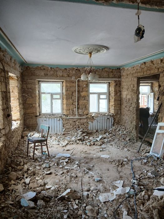 Демонтаж в квартирах, штукатурки, стен
