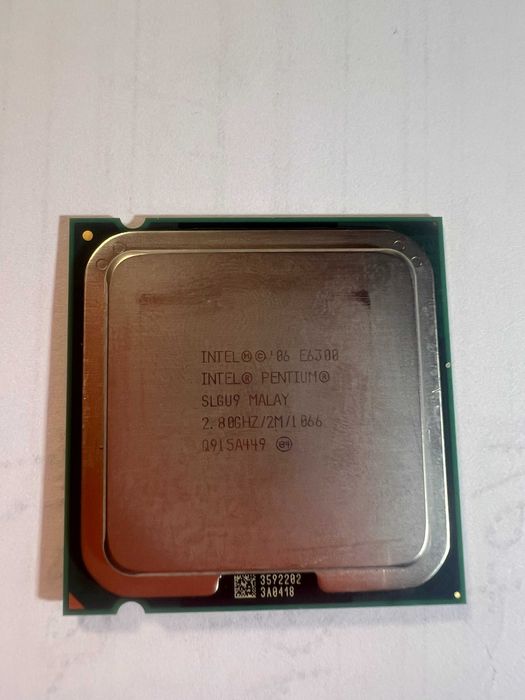 Процесор Intel Pentium Dual-Core E6300 (2.8 GHz)