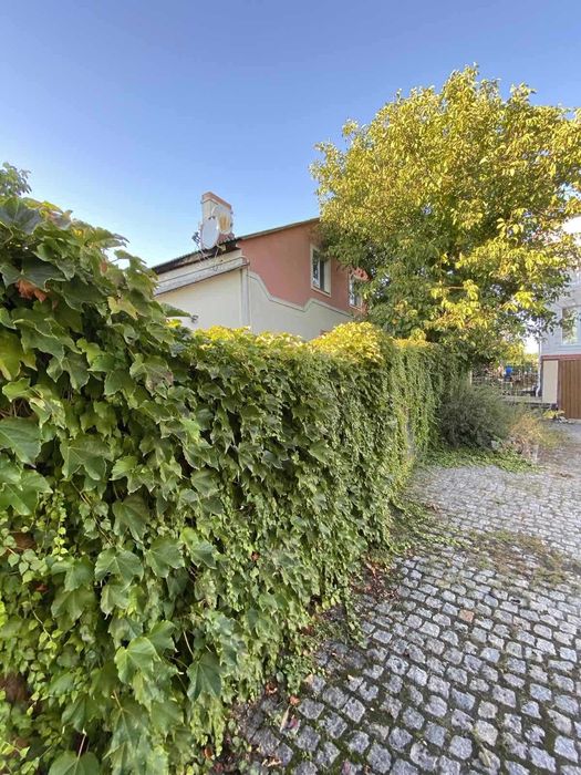 Продаєься 2- поверховий  будинок. Лариса