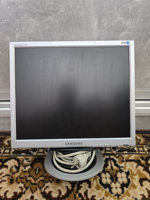 Монітор 17 Samsung SyncMaster 721n