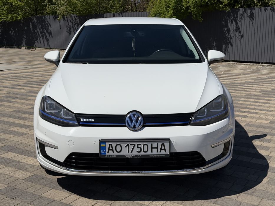 Volkswagen e-Golf 2015р 24kw Нова батарея