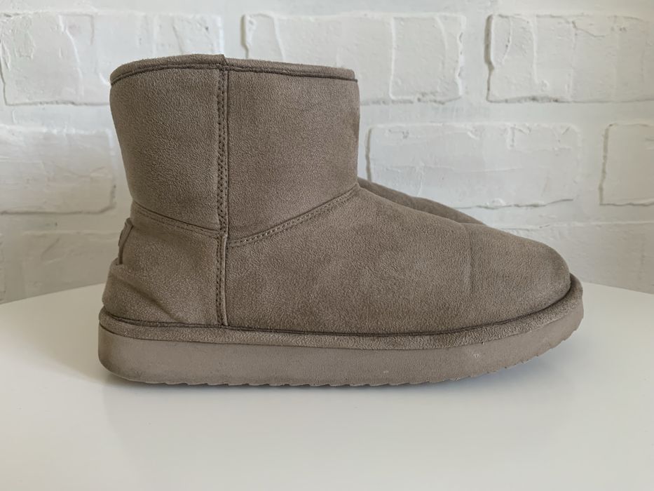 Женские замшевые зимние Угги (Ugg) от PULL & BEAR - 36р. 23 см.