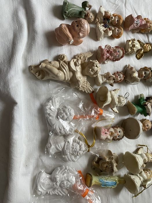 Kolekcja figurek aniołków