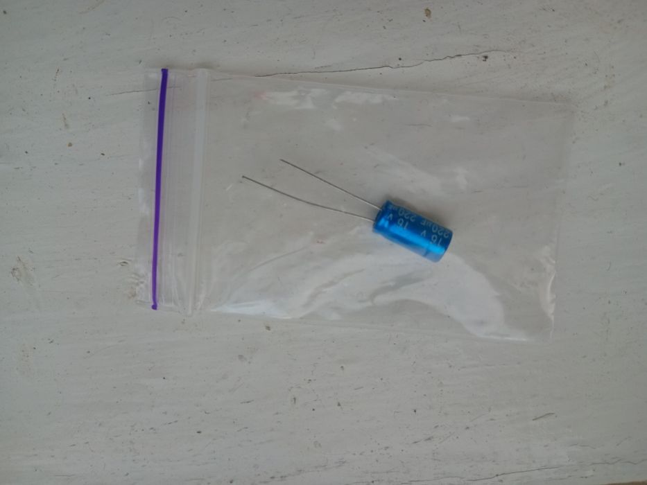 Конденсатори різні продам