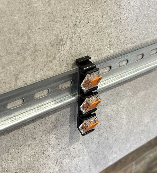 WAGO 221-412 adapter montażowy na szynę DIN 35 mm, 3 złączki