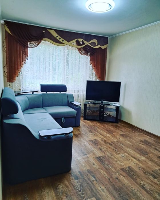 Посуточно почасово 17 квартал 2 комнаты 4 места 8 и 16 больницы