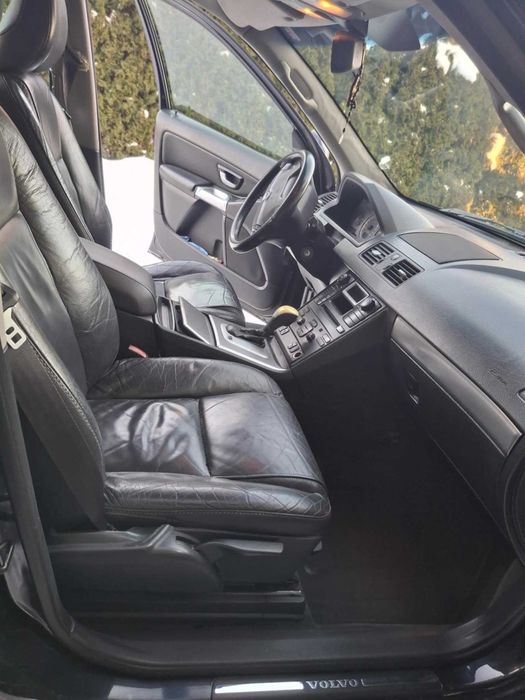 Volvo XC90 D5 2.4