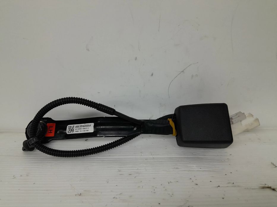 Encaixe de cinto trás direito KIA Stonic (YB)