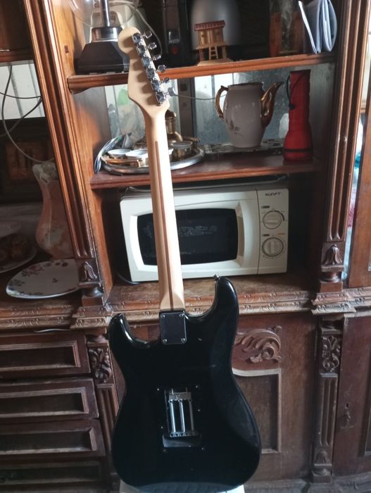 Guitarra fenders squier