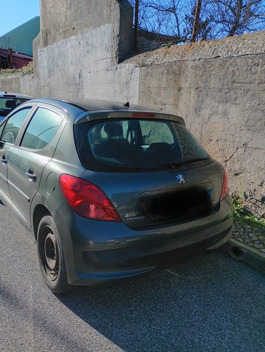 Peugeot 207 — fotografia 2
