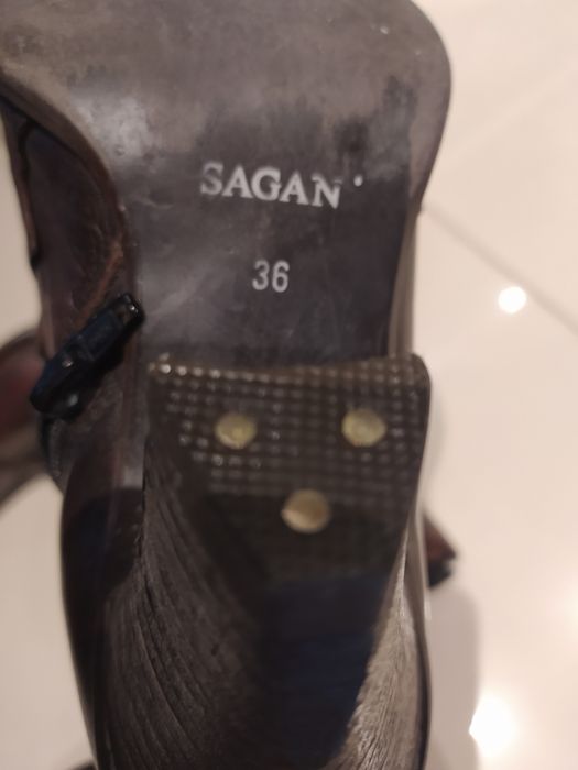 Półkozaki, botki ocieplane ze skóry