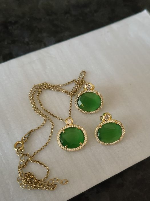 Conjunto colar e brincos verde