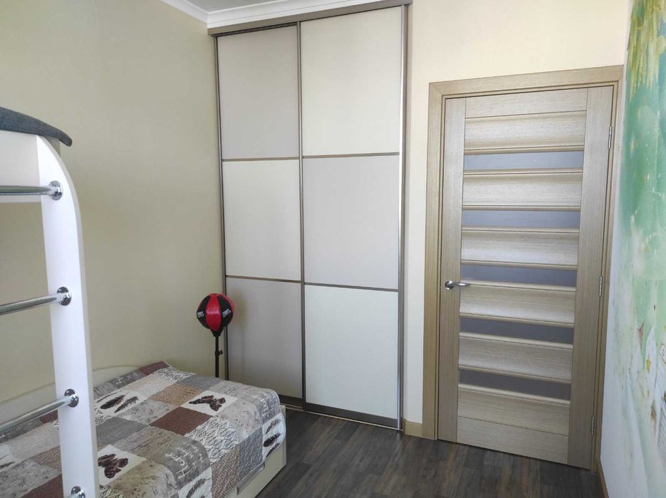 Продам 3 кімн.квартиру з ремонтом по вул.Чорновола 15 а