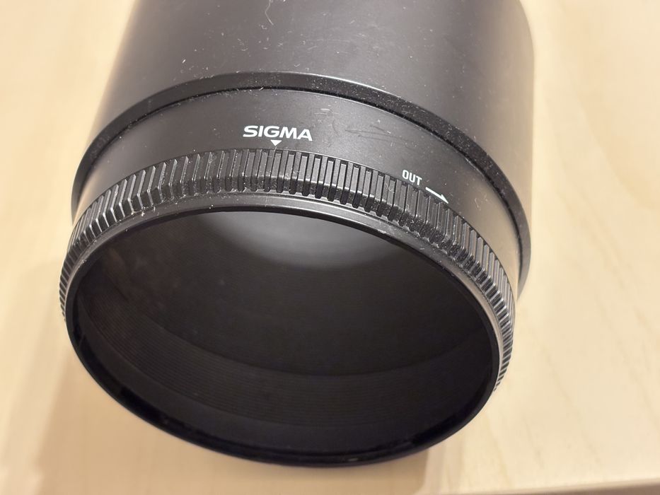 Osłona obiektywu Sigma