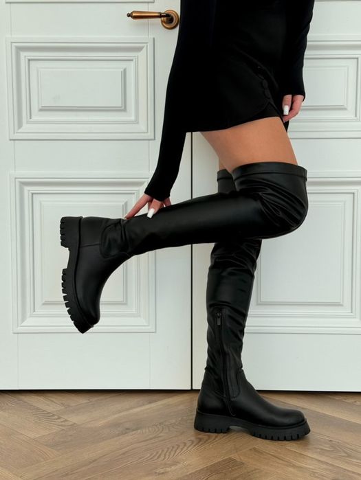 Шкіряні ботфорти 39 розмір