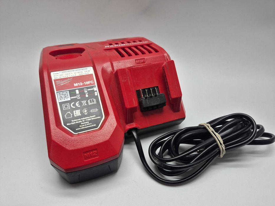 Ładowarka Milwaukee M12-18FC 18V-6A 12/14,4V -4,5A; Komis Jasło Igielna