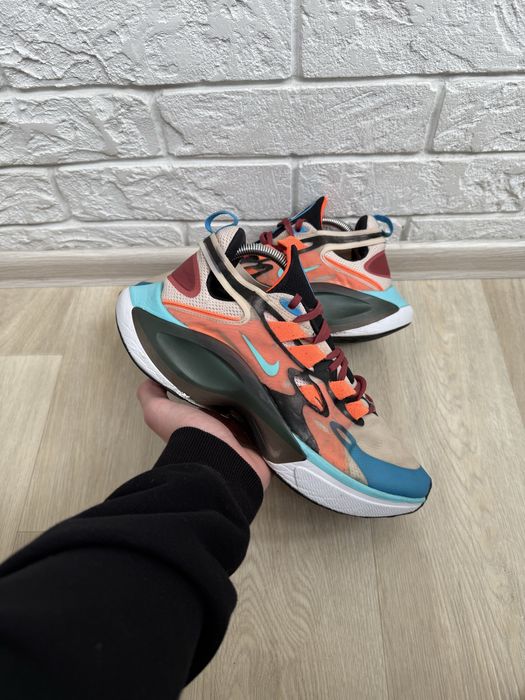 Кросівки Nike Signal