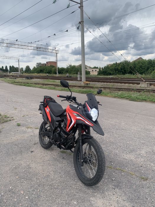 Продам мотоцикл 200 кубів