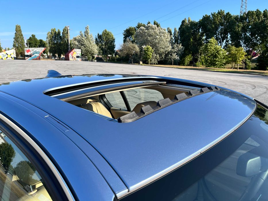 BMW 328i Luxury Line Auto
