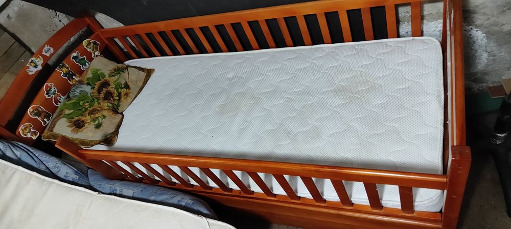 Продам вживане дитяче ліжко