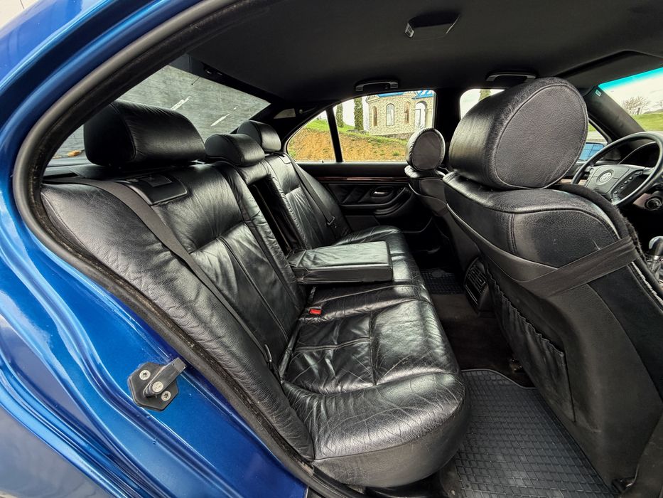 BMW 5 Series E39 M52B20