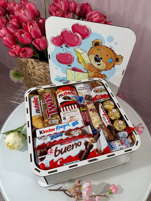 Солодкий бокс з ведмедиком | готовий подарунок Kinder