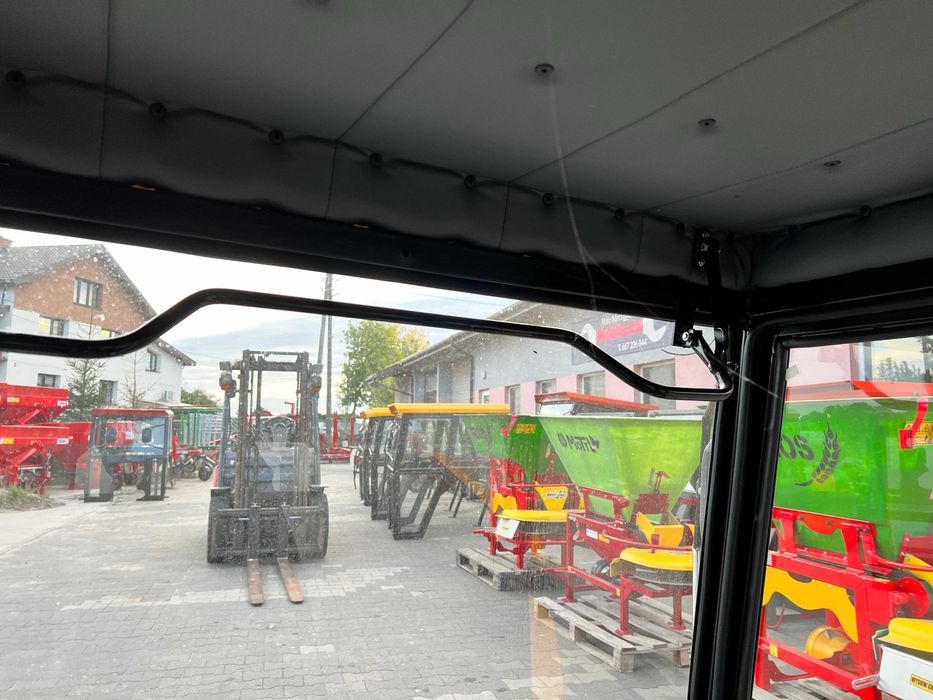 Kabina ciągnikowa kabina Ursus RUSKI T-25 MF235 T25 +wycieraczka -RATY