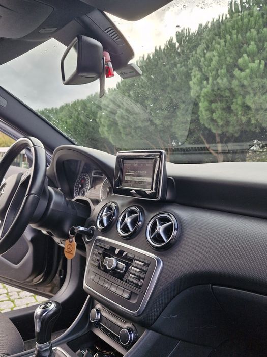 Mercedes a180 urban com Garantia