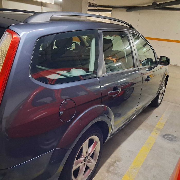 Ford Focus SW 1.4 16V Trend