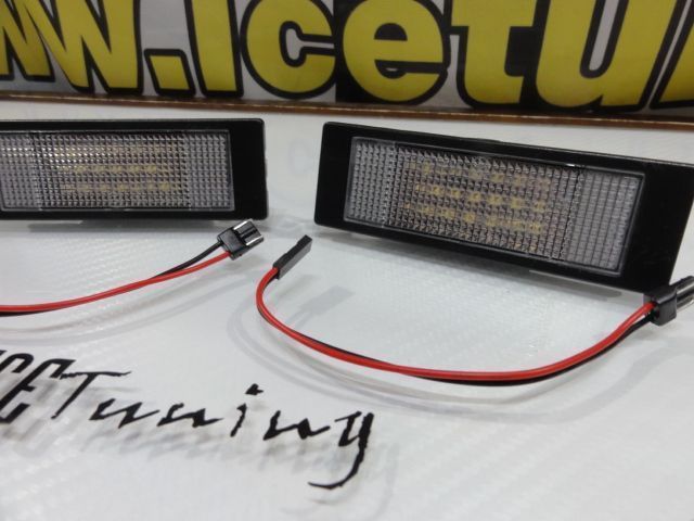 Suporte de lâmpada de matricula com led branco para BMW E81, E87, F20, E63, E64, F12, F13, F06, Z4 E85, E86, E89, K48 1600GT, K48 K,  Fiat Multipla,