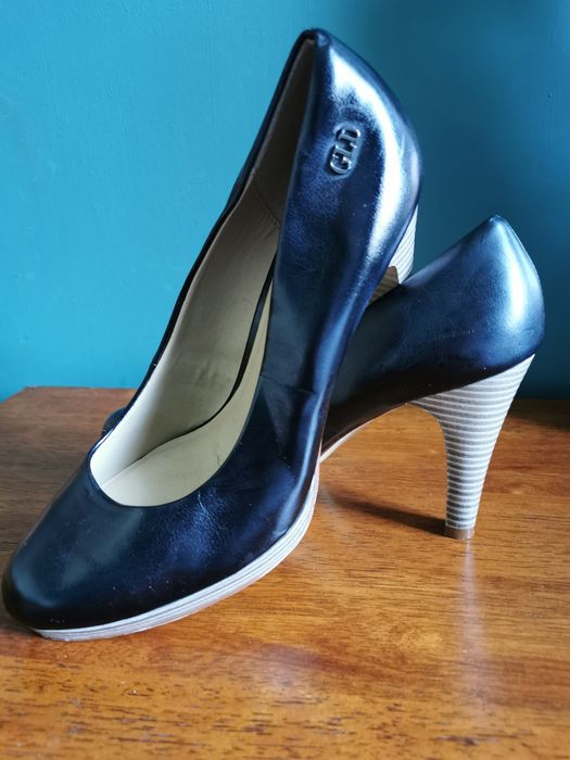 Buty na obcasie Graceland