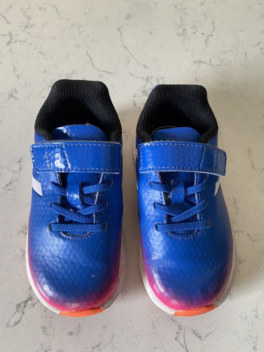 Halówki/turfy adidas rozm 23