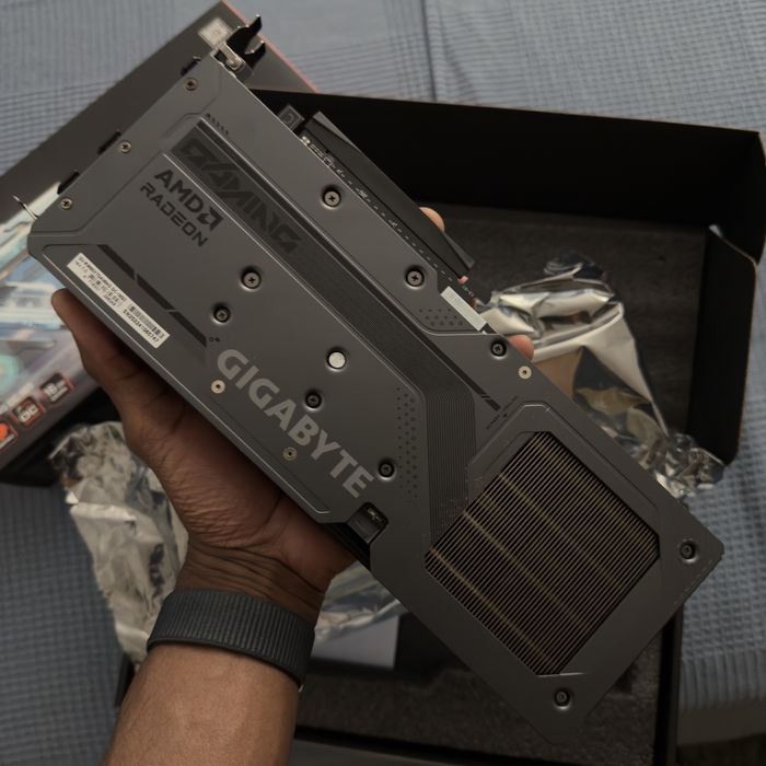 RX 9060 XT 16GB Gigabyte OC