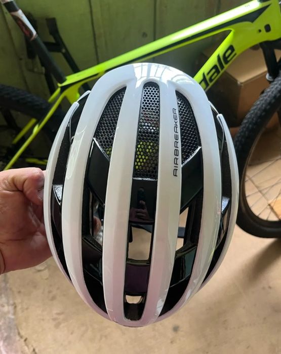 Abus чорний та білий Велосипедний вело шолом шлем MTB гірський горный