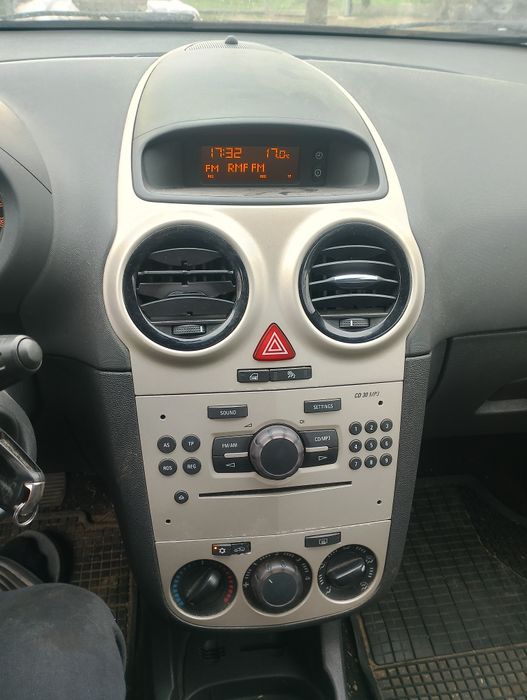 Radio opel corsa d komplet