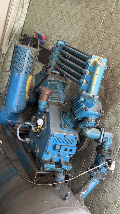 Продам компрессор