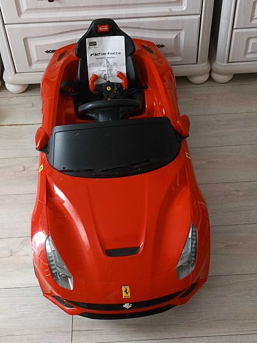 Samochód dla dzieci ferrari.