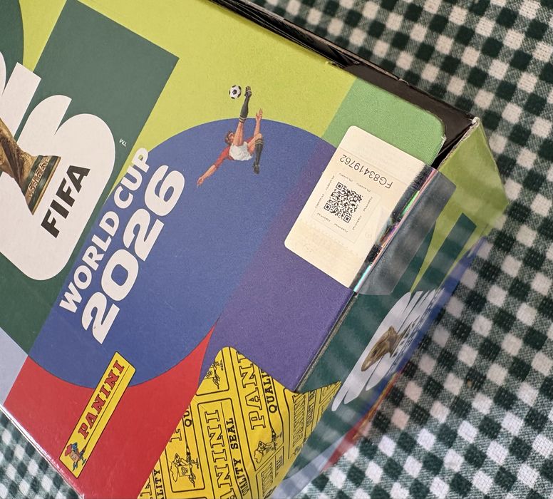 Caixas de cromos do mundial seladas
