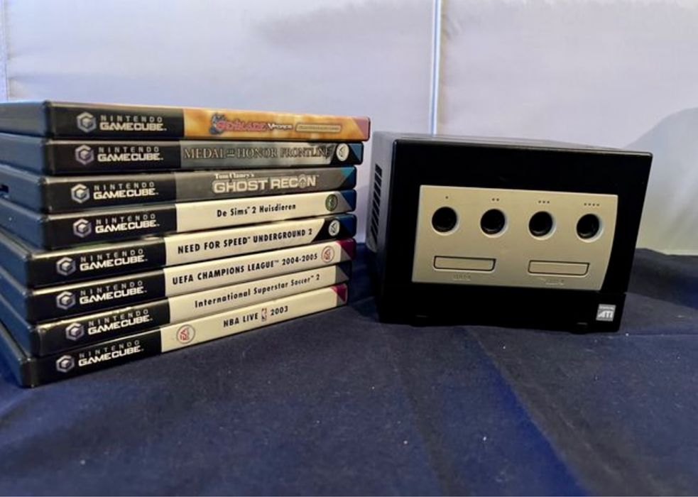 Nintendo GameCube - Consola + 8 Jogos
