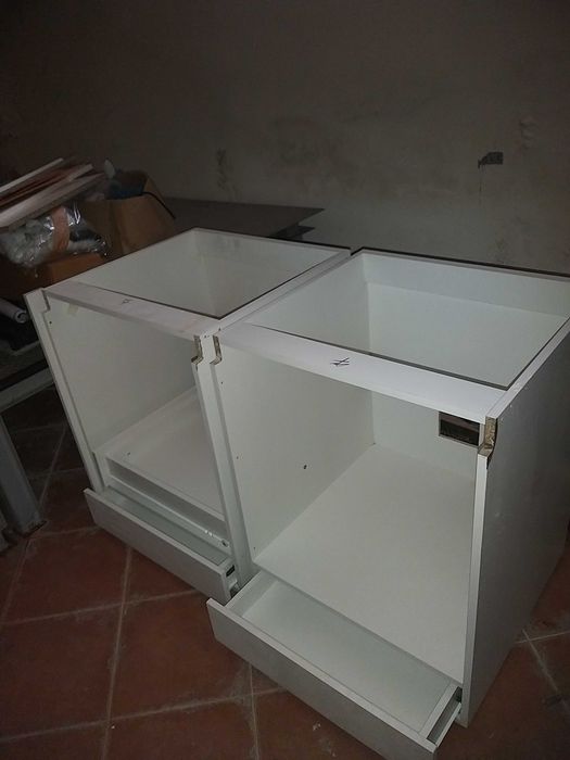 Dois móveis cozinha novos