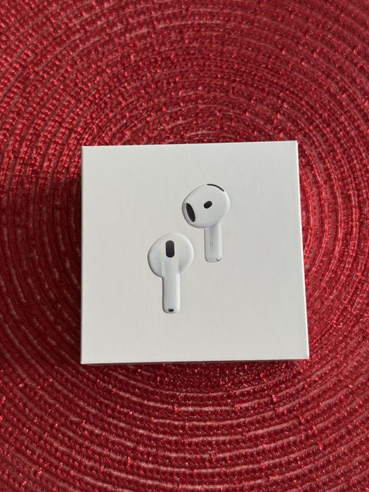 AirPods 4 z aktywną redukcją szumów