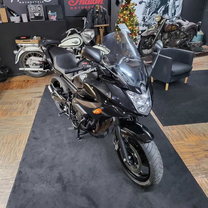 Yamaha XJ 6 Deversion 2010